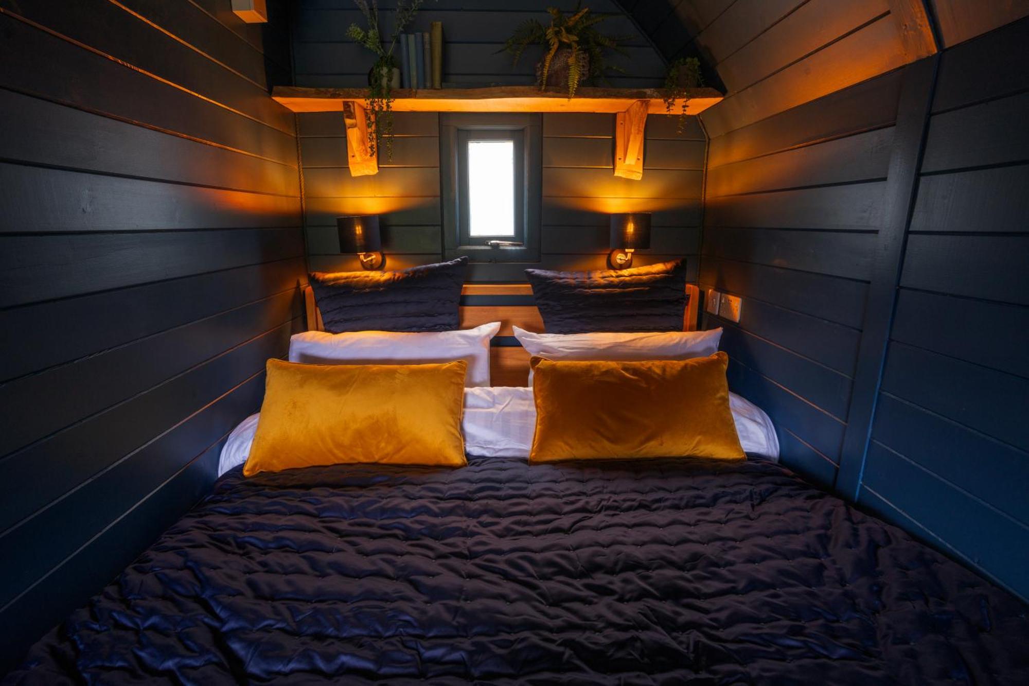 Kingswood Lodges Fort William Buitenkant foto