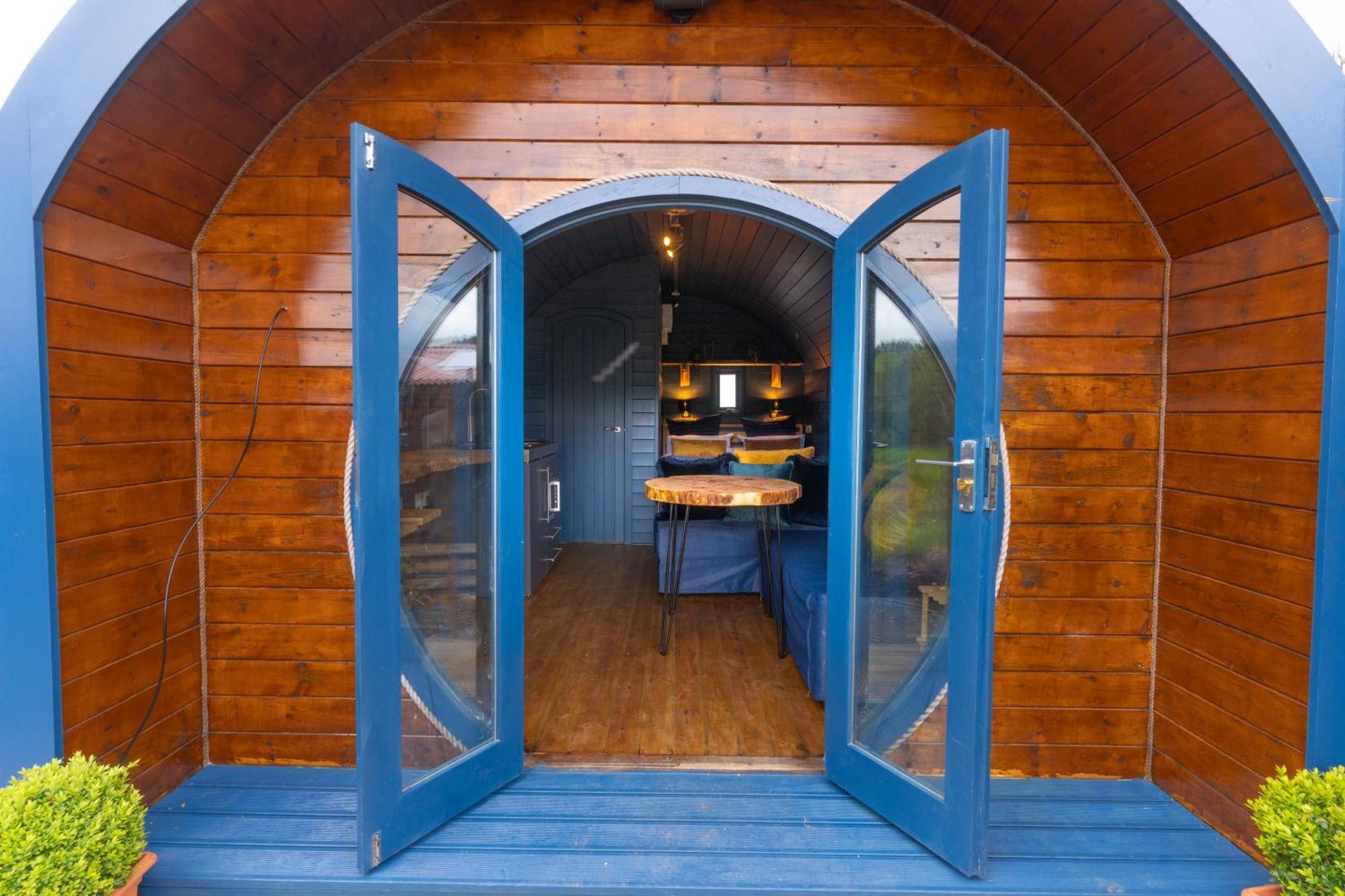 Kingswood Lodges Fort William Buitenkant foto