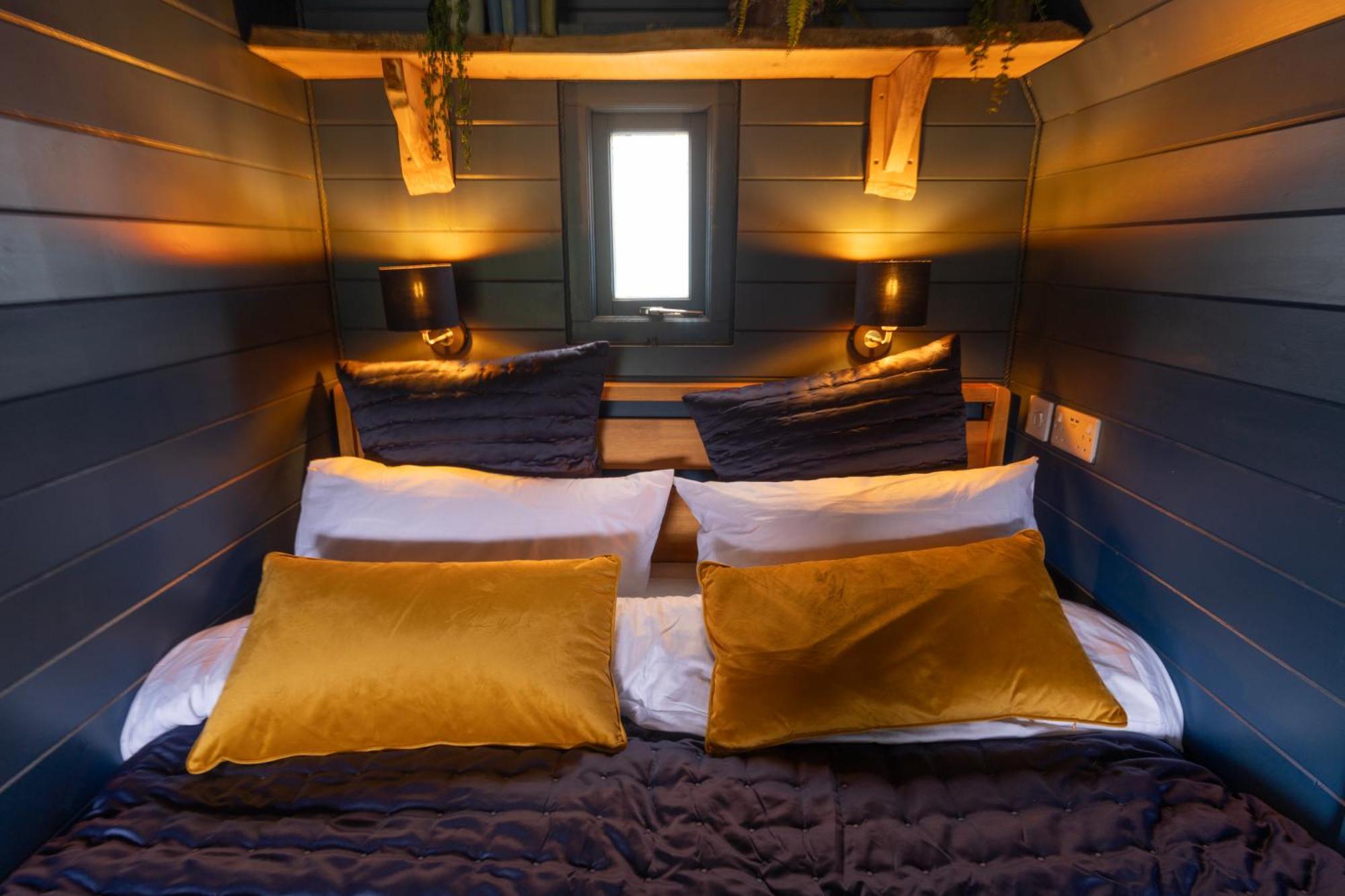 Kingswood Lodges Fort William Buitenkant foto