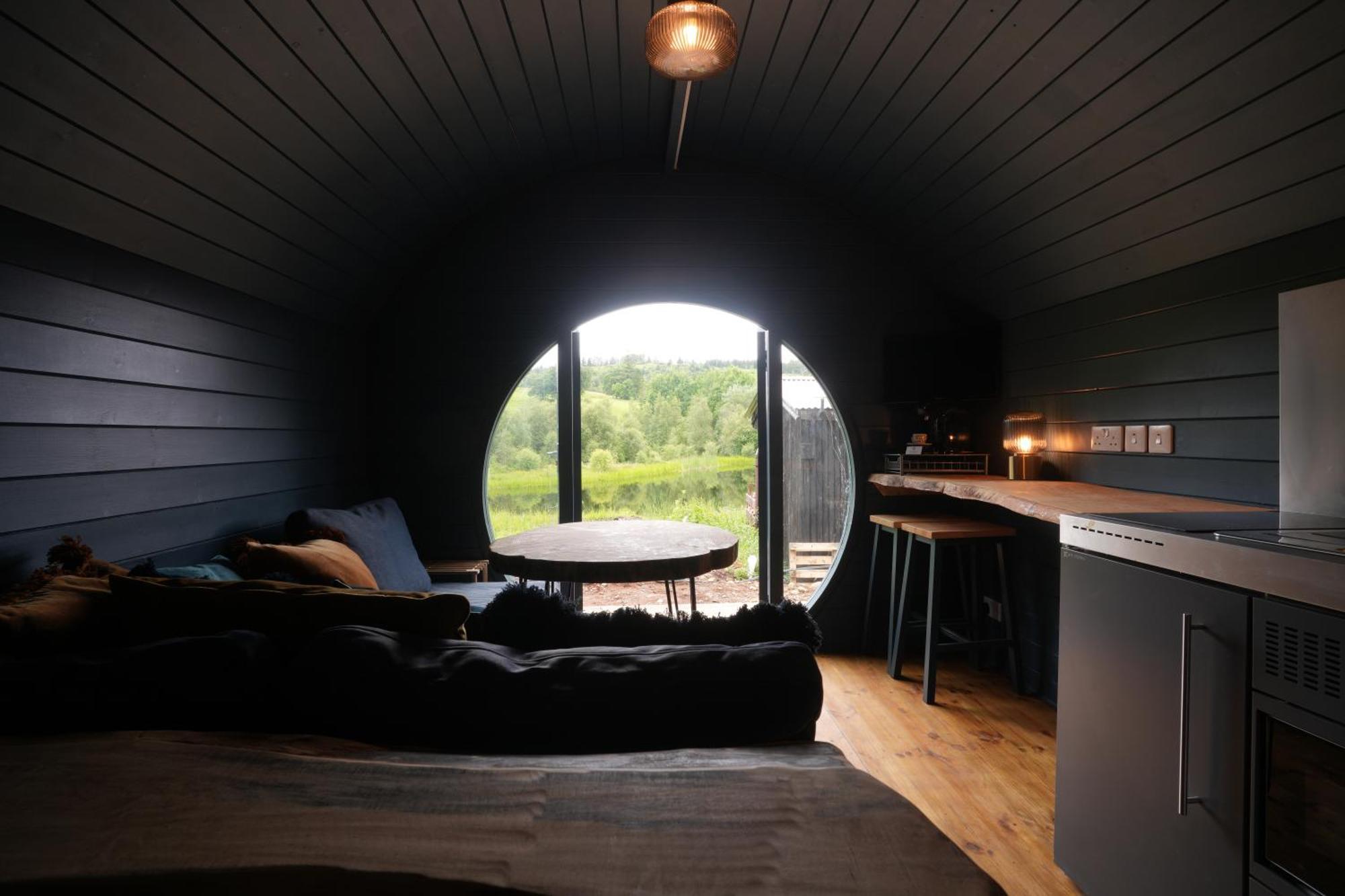 Kingswood Lodges Fort William Buitenkant foto