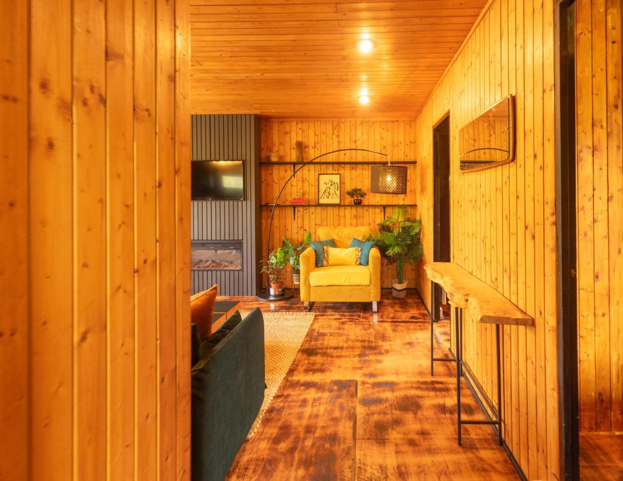 Kingswood Lodges Fort William Buitenkant foto