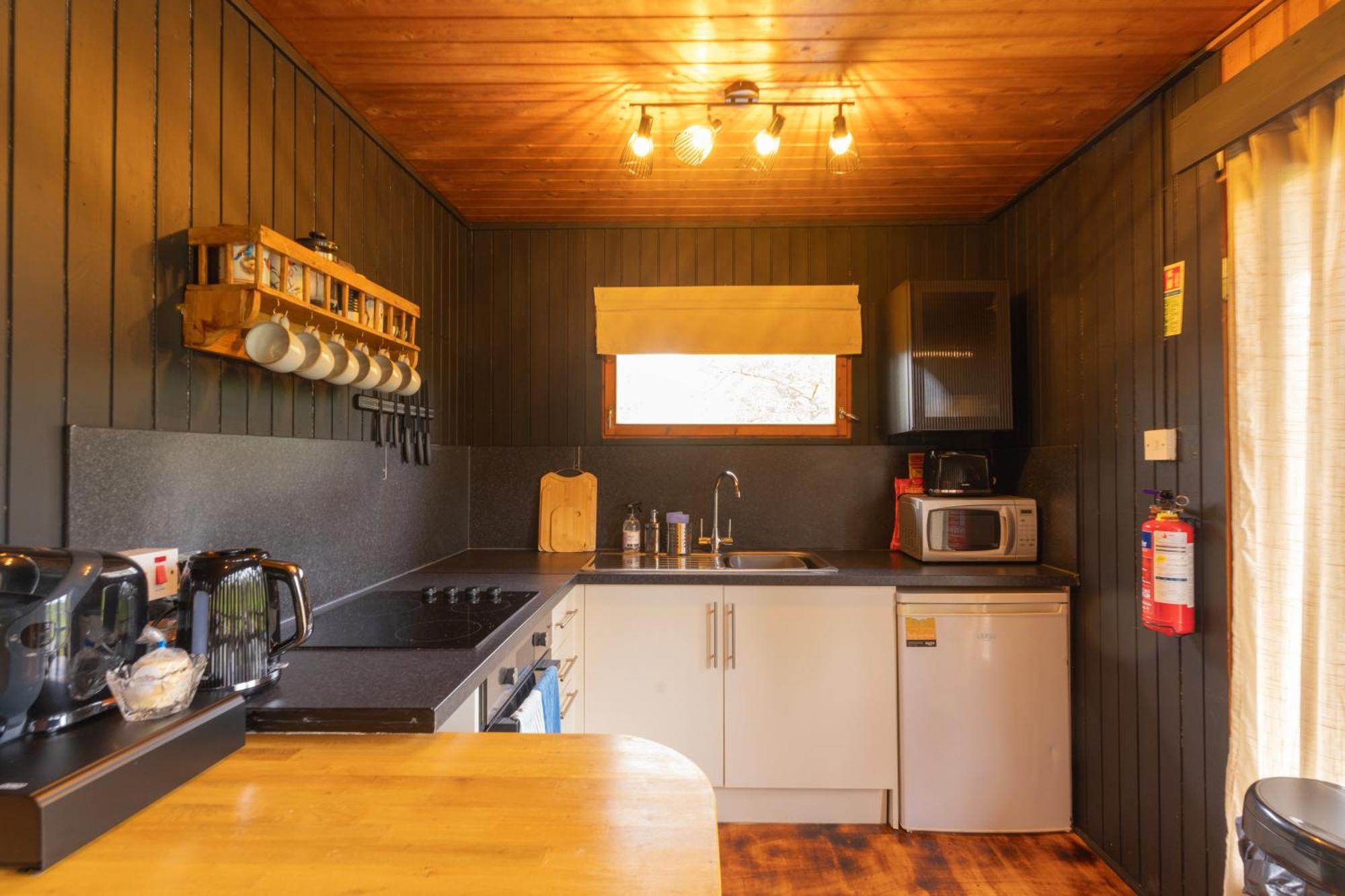Kingswood Lodges Fort William Buitenkant foto