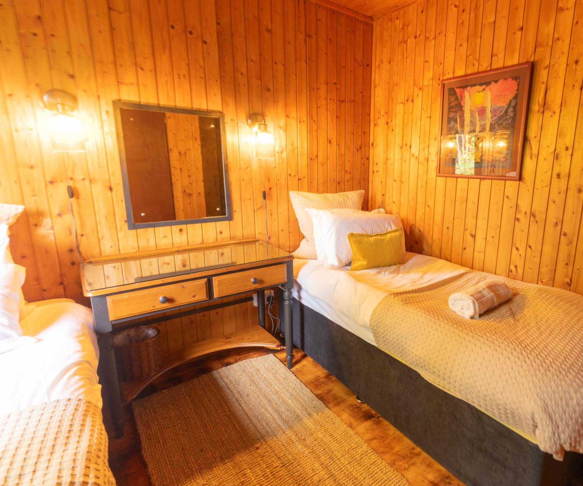 Kingswood Lodges Fort William Buitenkant foto